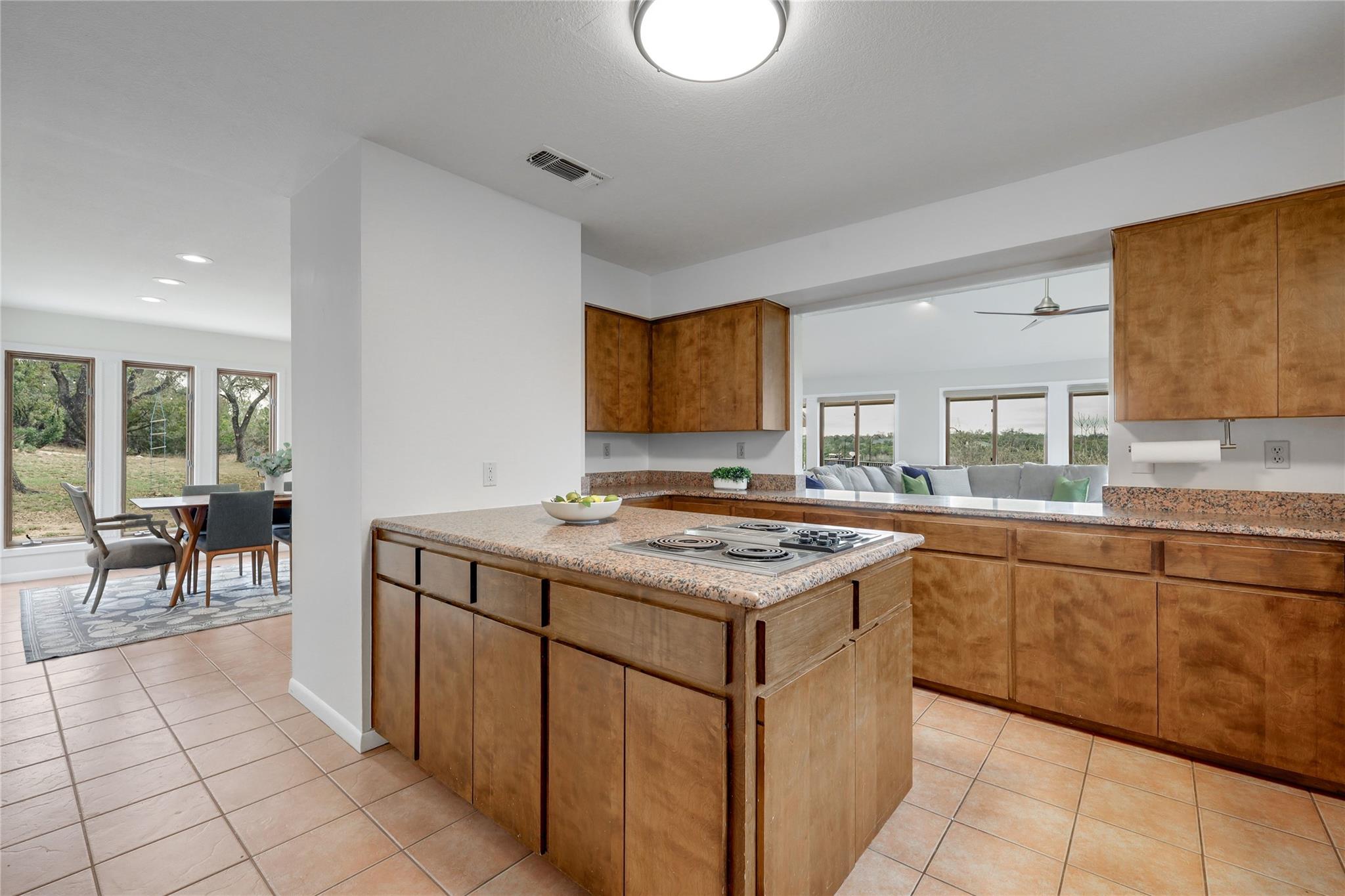 18205 Ridge Rd, Lago Vista, TX 78645