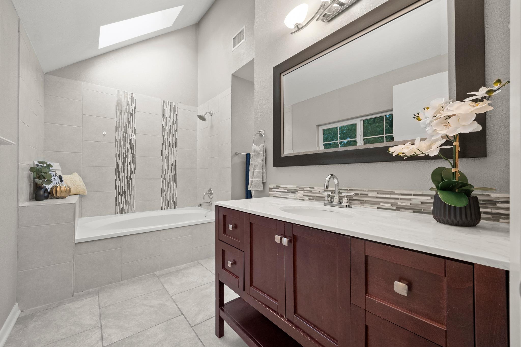 8330 Fathom Cir # 501, Austin, TX 78750