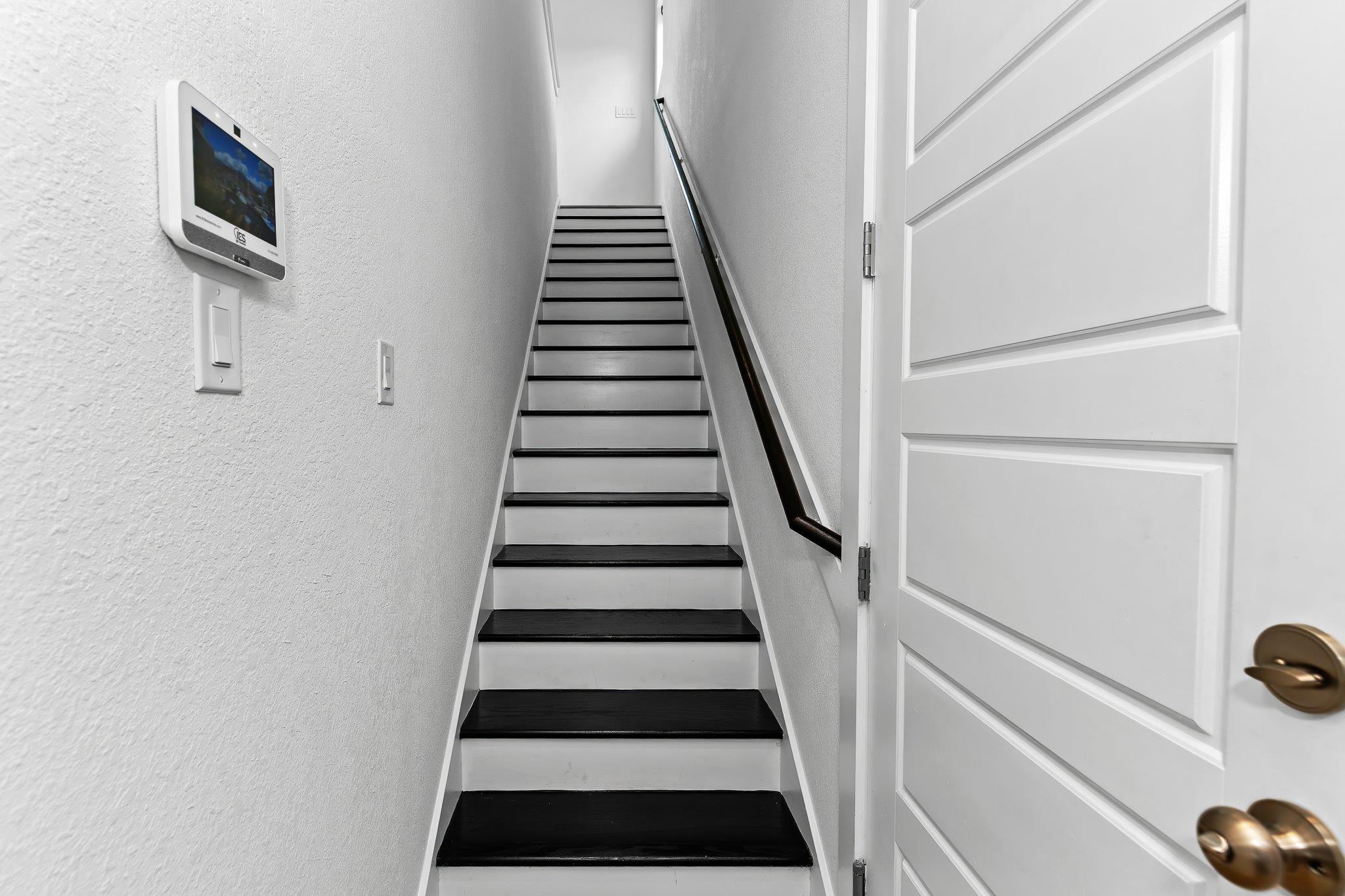 608 Tomichi Trl, Lakeway, TX 78738