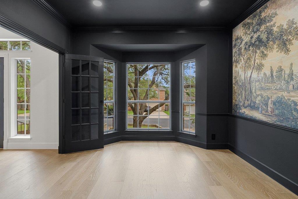 7516 Orrick Dr, Austin, TX 78749