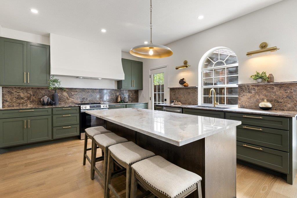 7516 Orrick Dr, Austin, TX 78749