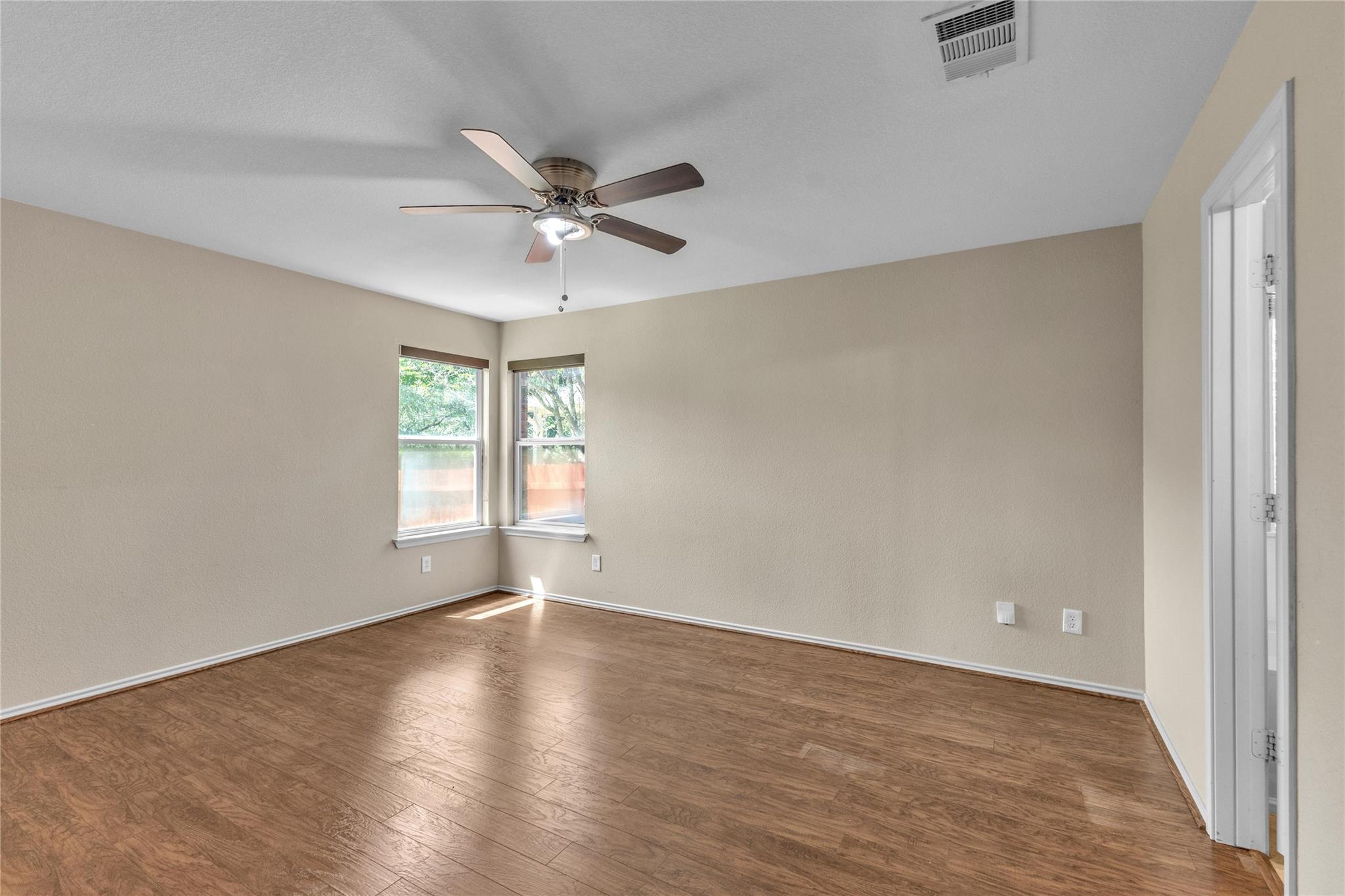 3730 Castle Rock Dr, Round Rock, TX 78681