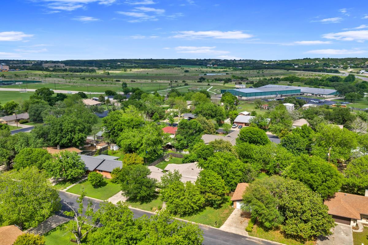 1011 N Vanderveer St, Burnet, TX 78611