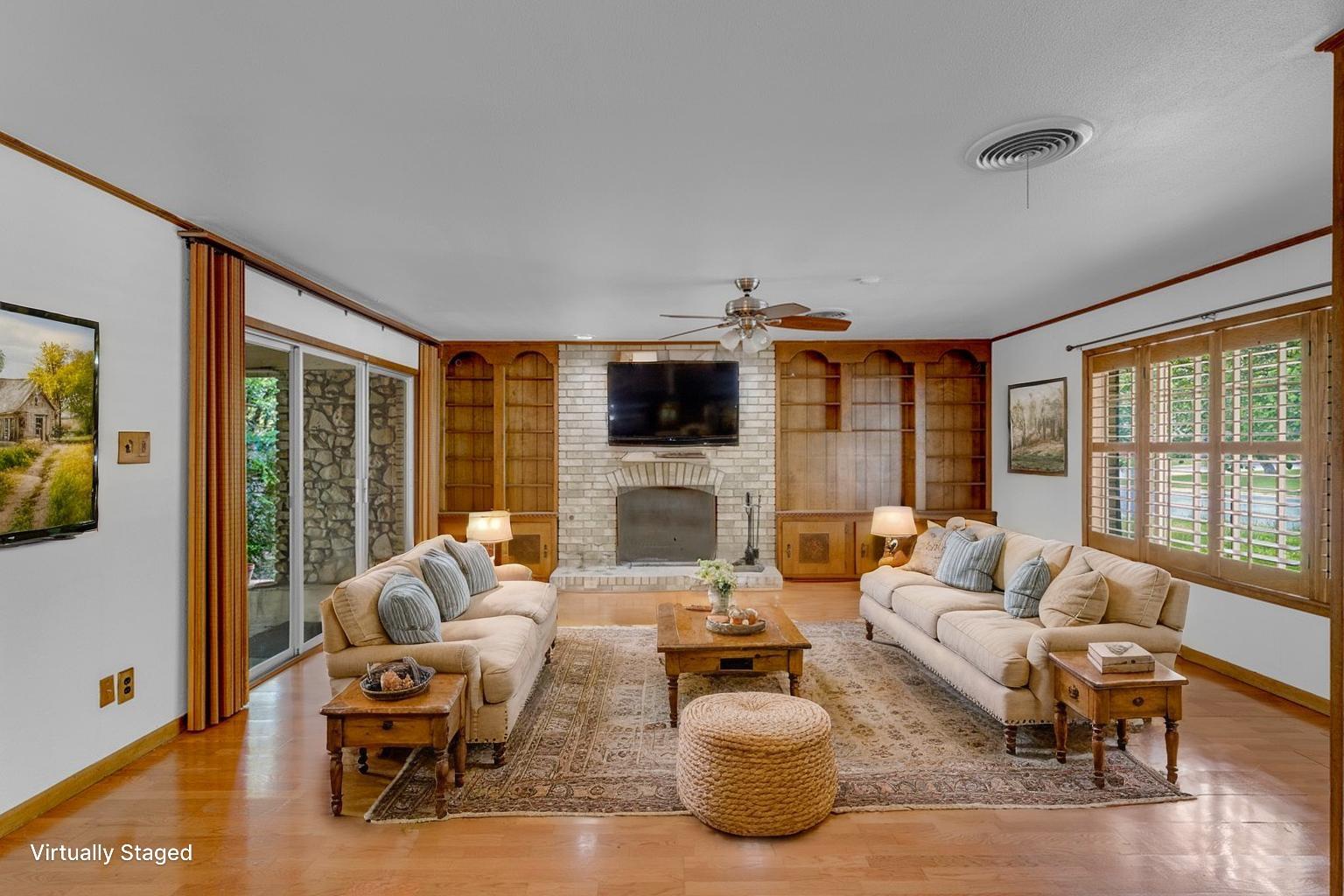 1011 N Vanderveer St, Burnet, TX 78611