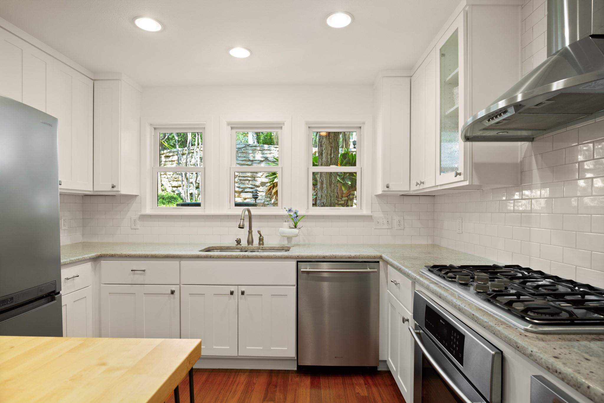 731 Patterson Ave, Austin, TX 78703