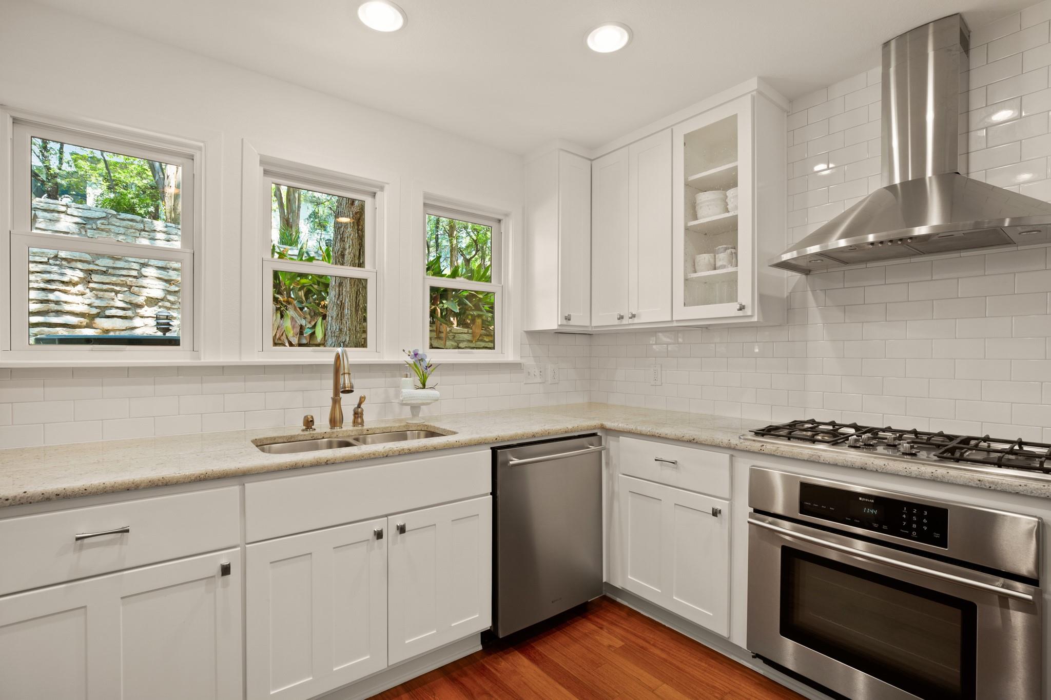 731 Patterson Ave, Austin, TX 78703