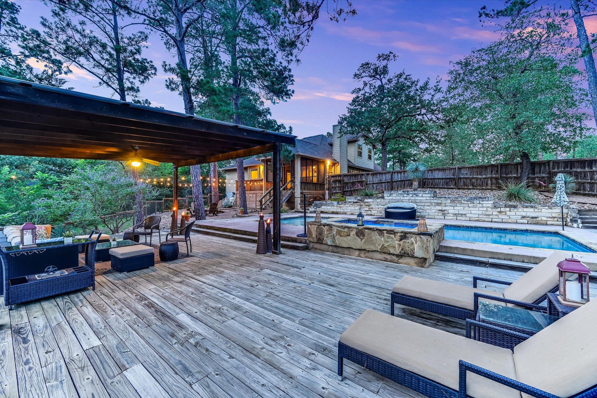 344 Tahitian Dr, Bastrop, TX 78602