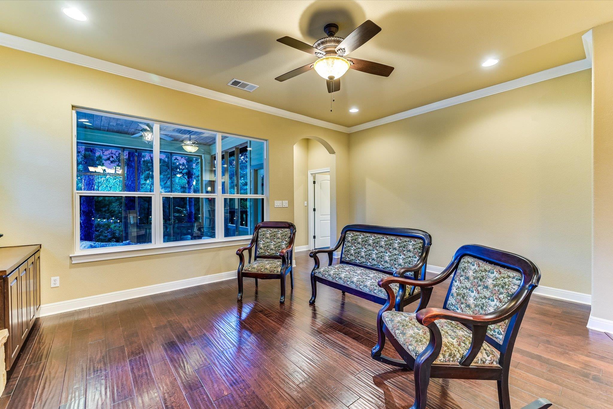 344 Tahitian Dr, Bastrop, TX 78602