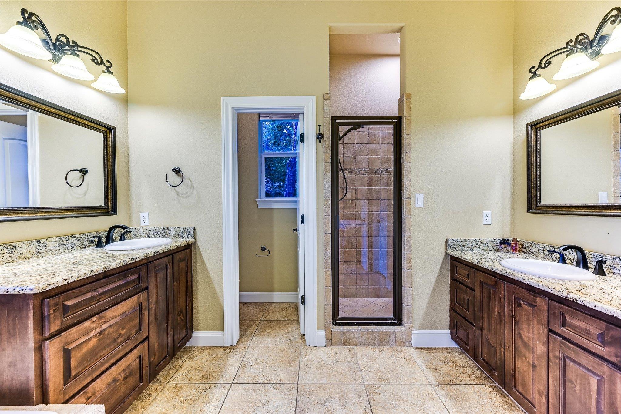 344 Tahitian Dr, Bastrop, TX 78602