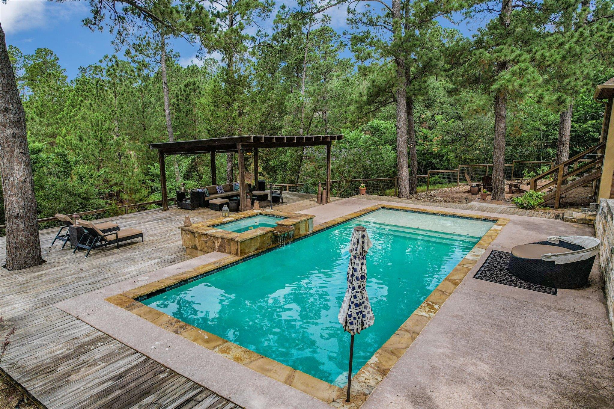 344 Tahitian Dr, Bastrop, TX 78602