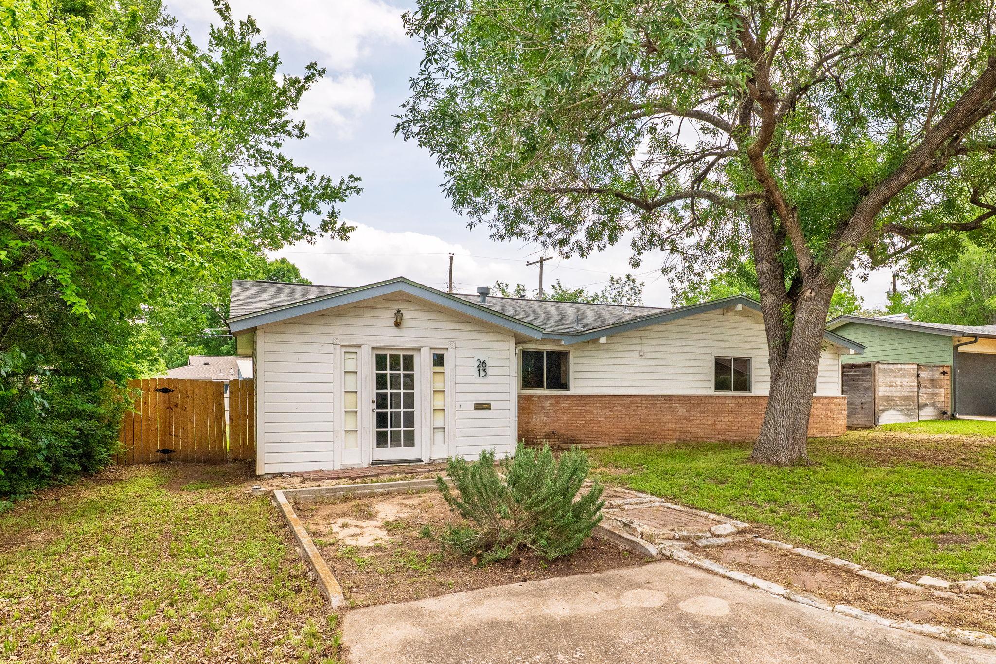 2613 Nottingham Ln, Austin, TX 78704