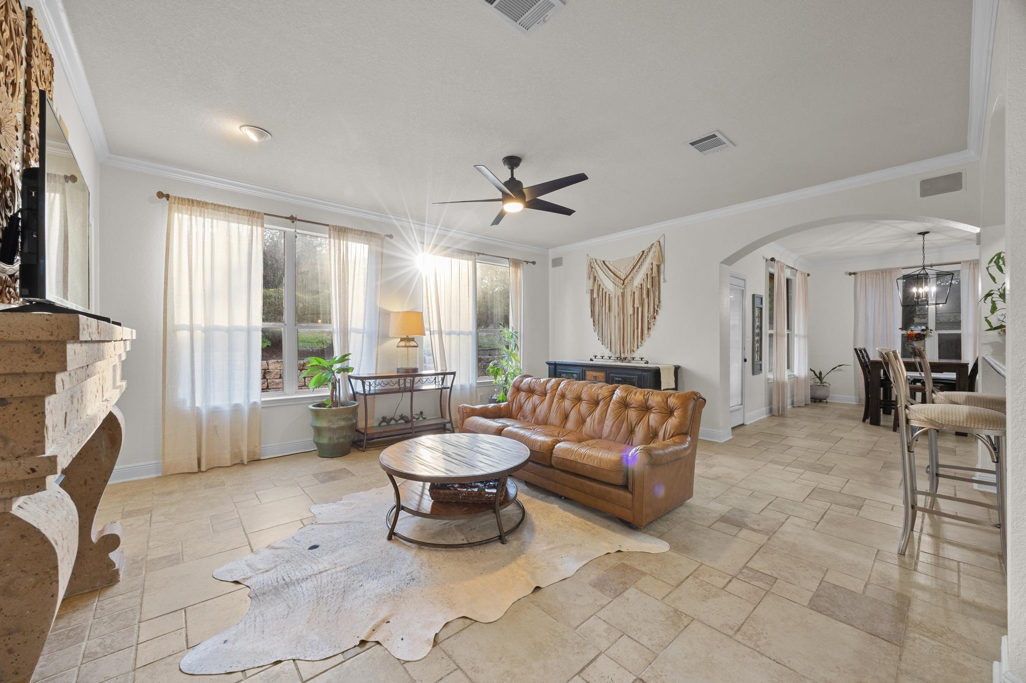 3304 Mulberry Creek Dr, Austin, TX 78732