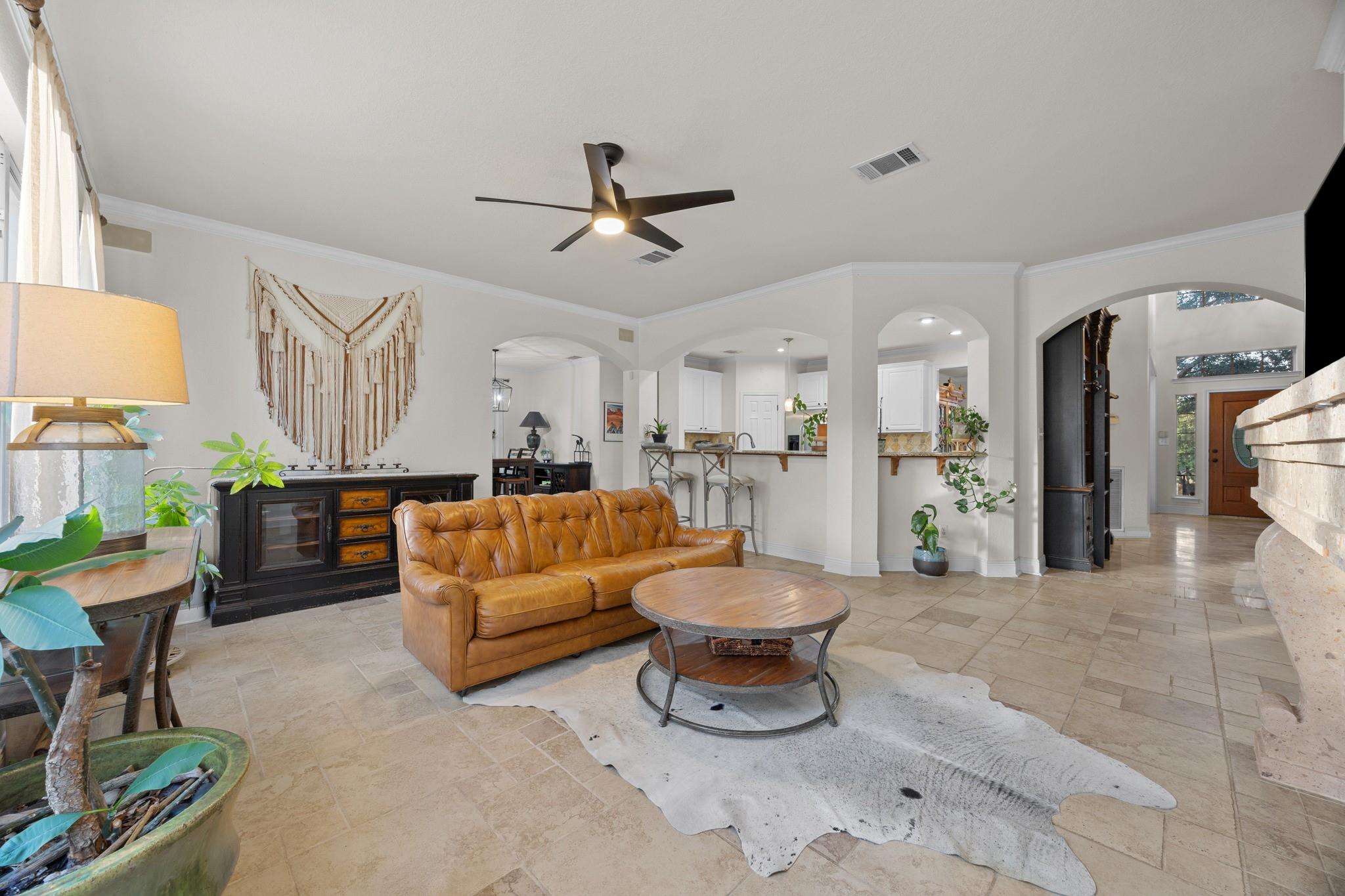 3304 Mulberry Creek Dr, Austin, TX 78732