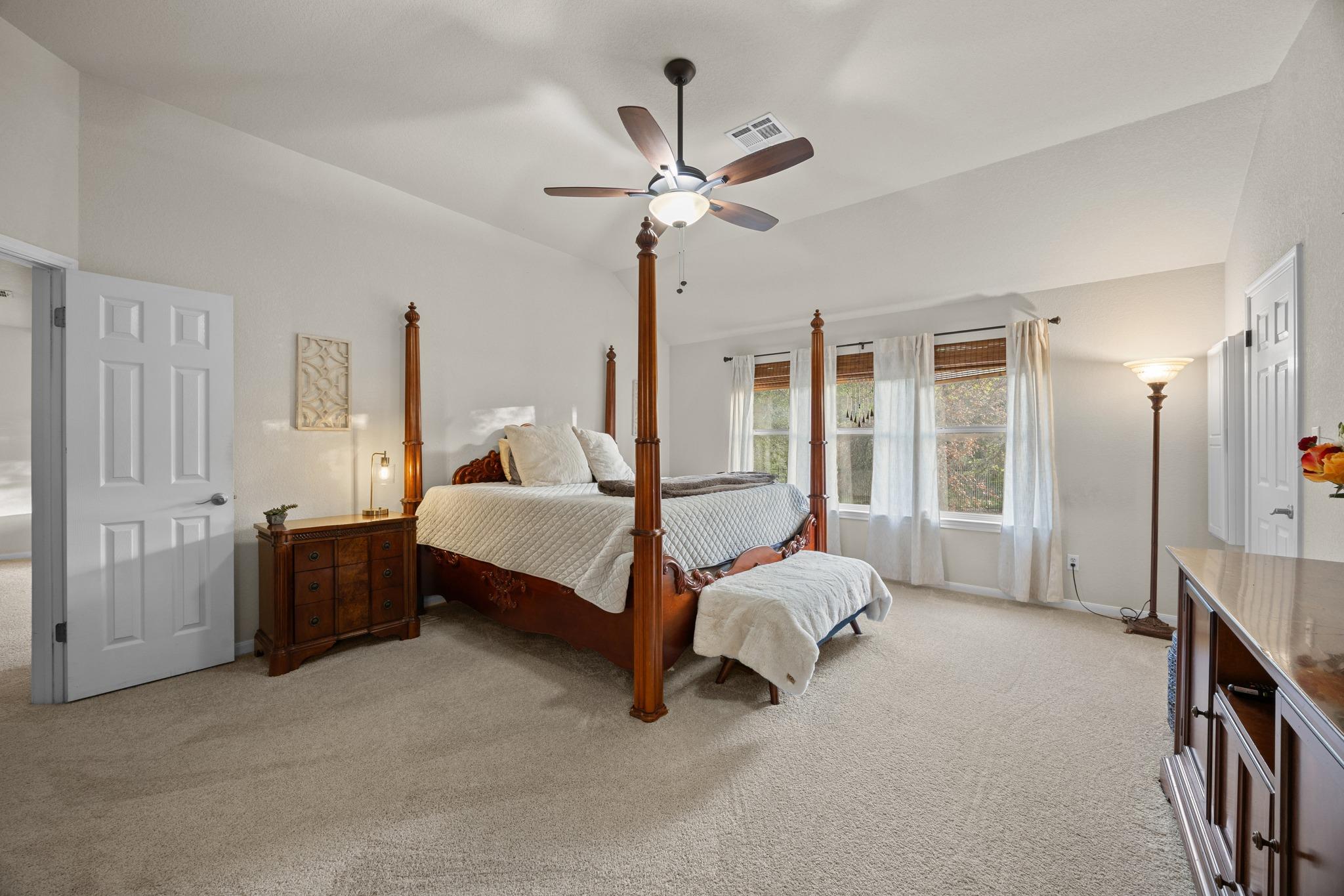 3304 Mulberry Creek Dr, Austin, TX 78732