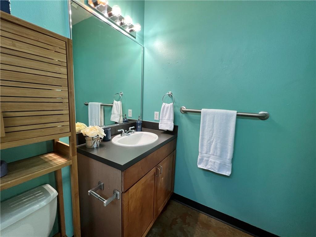 2401 E 6th St # 3044, Austin, TX 78702