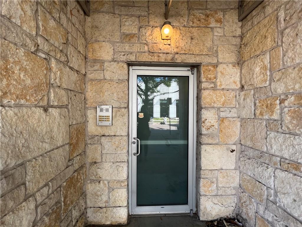 2401 E 6th St # 3044, Austin, TX 78702