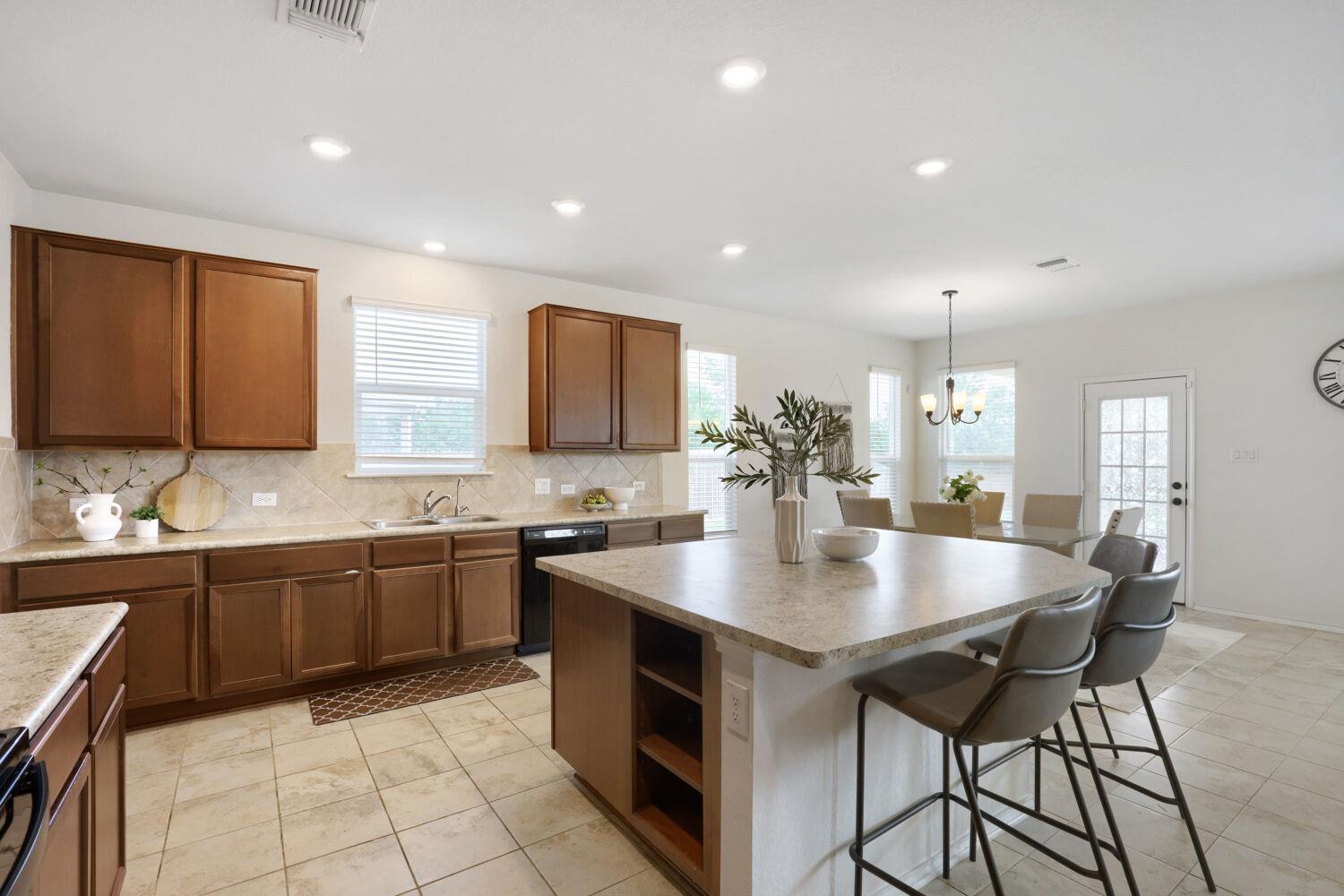 538 Thunder Valley Trl, Georgetown, TX 78626