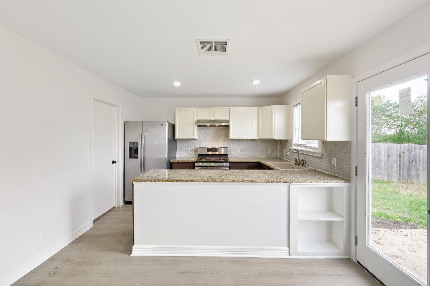 184 Unity, Kyle, TX 78640