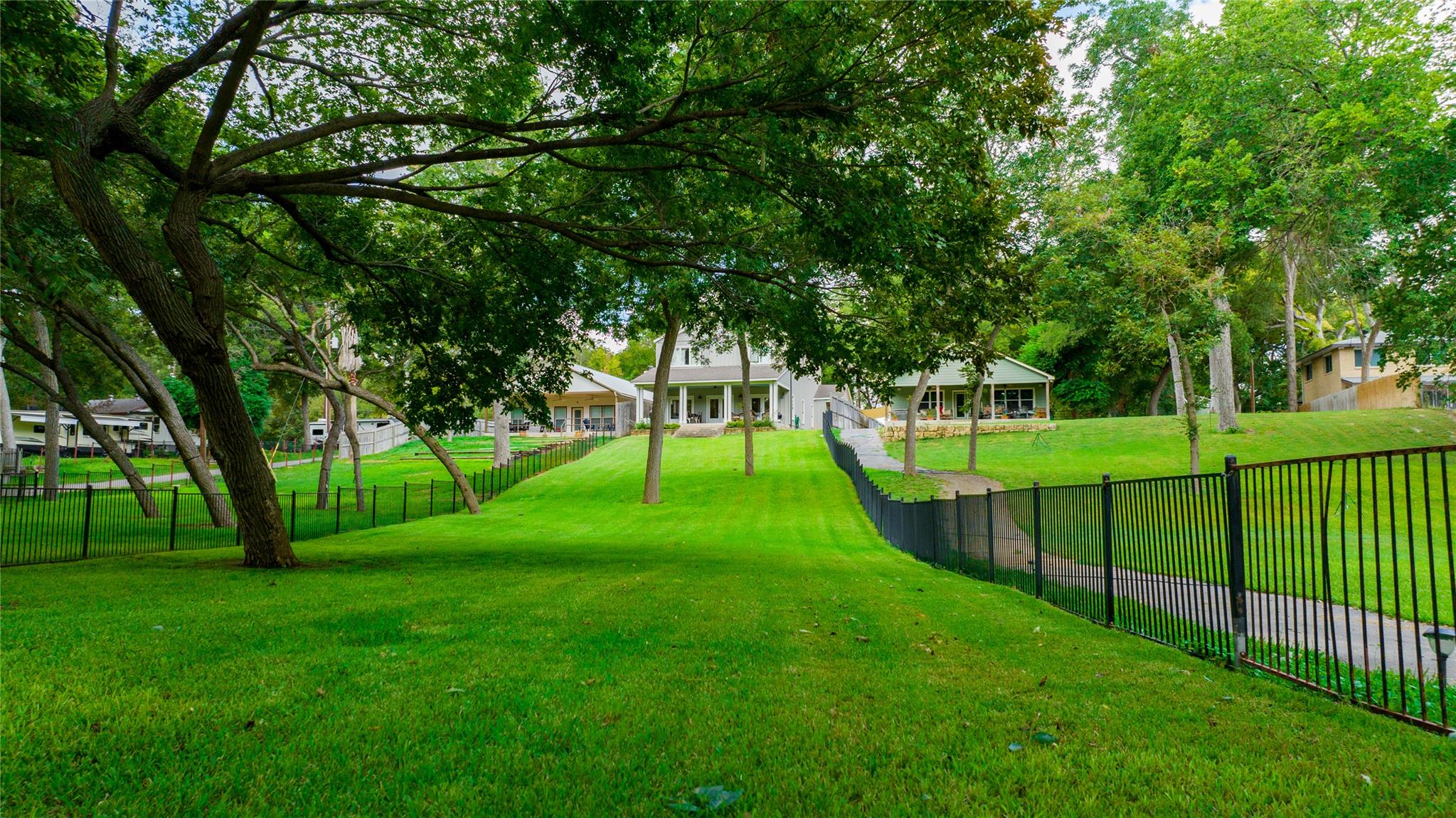 1035 Timber Elm, Seguin, TX 78155