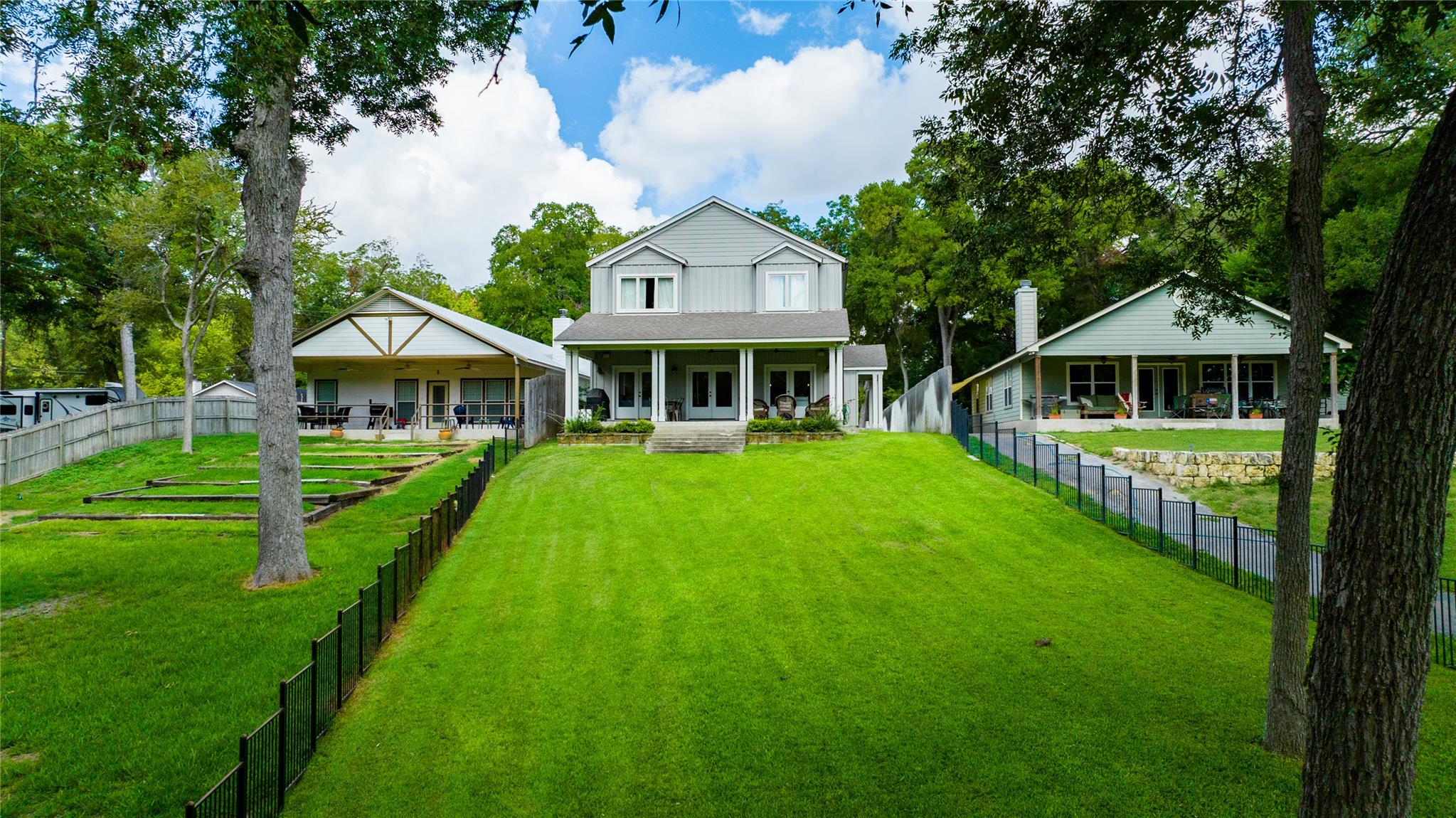 1035 Timber Elm, Seguin, TX 78155