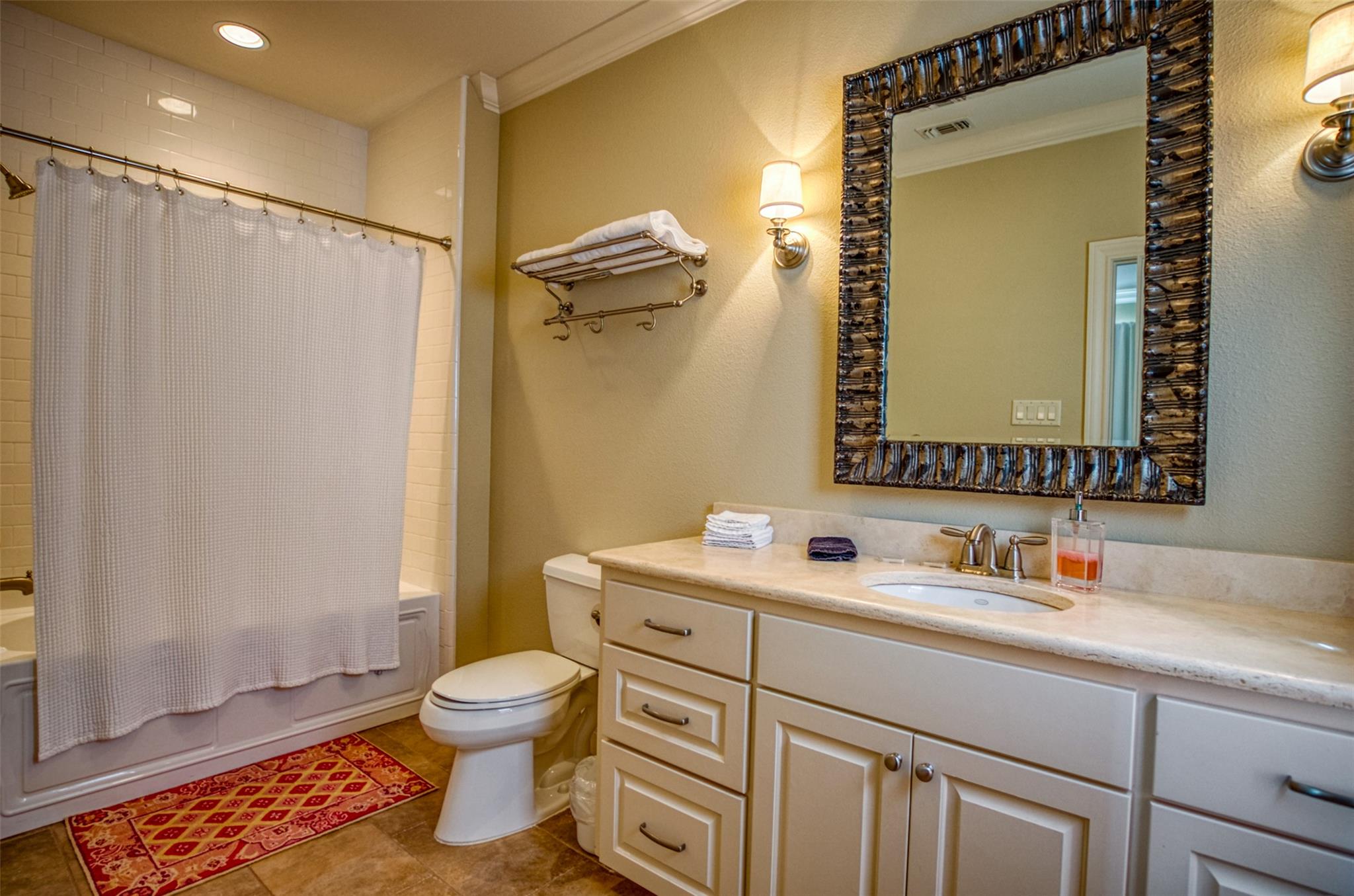 1035 Timber Elm, Seguin, TX 78155