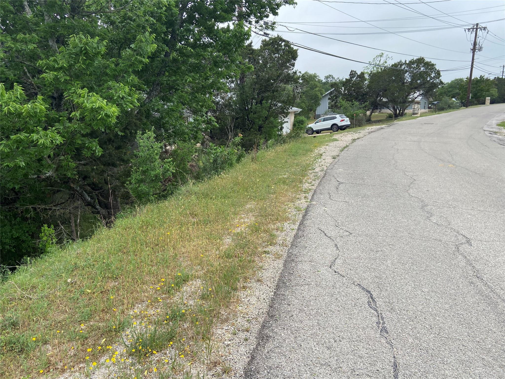 5615 Clubhouse Dr, Lago Vista, TX 78645