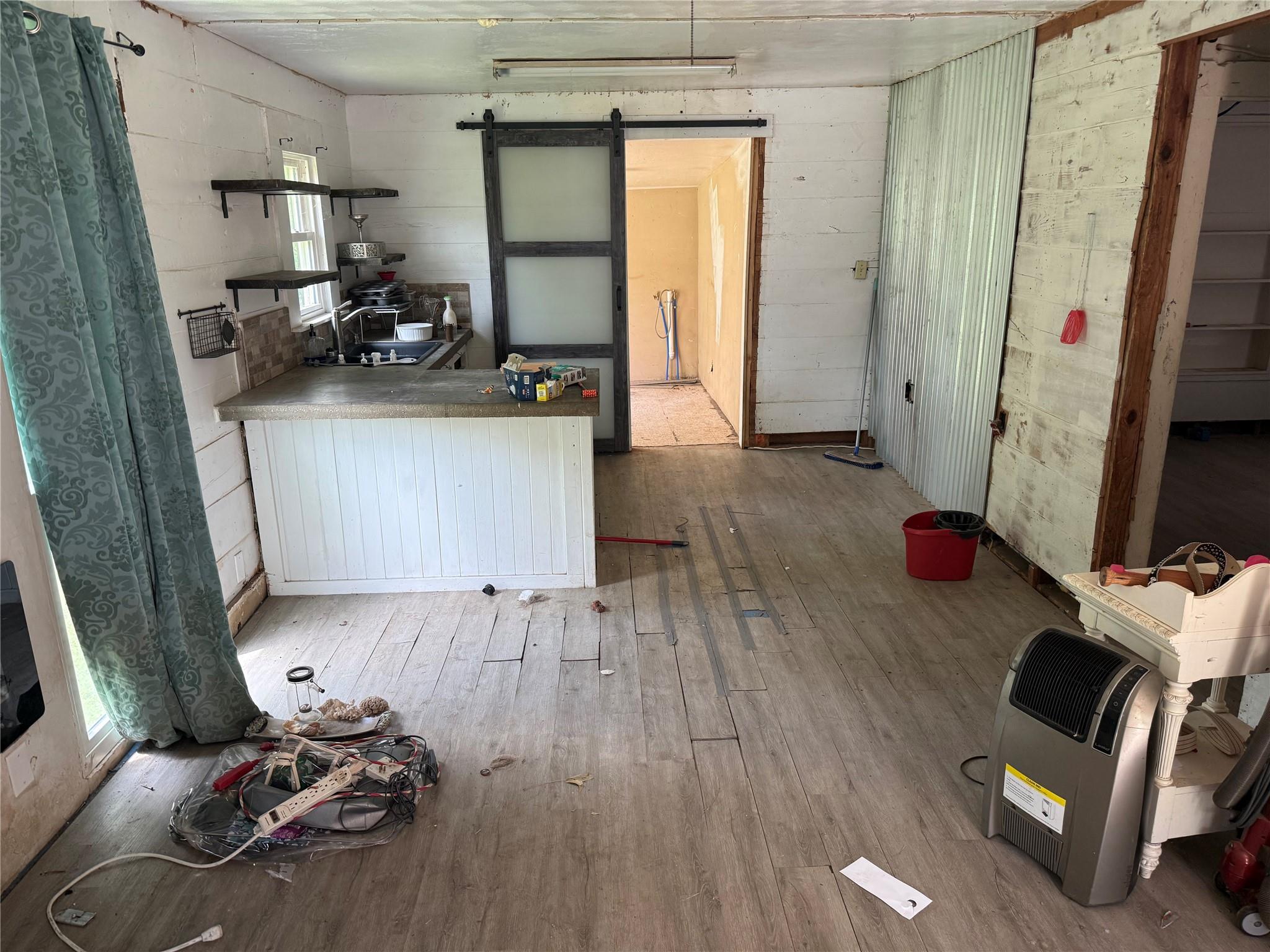 805 W Avenue C, Lampasas, TX 76550