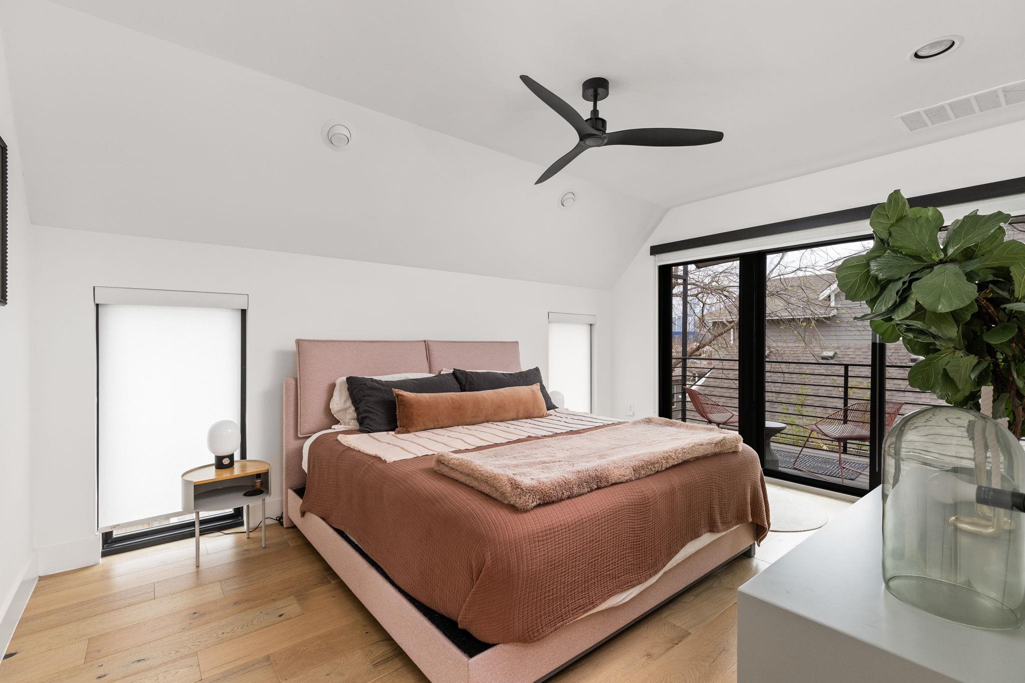 1502 Waller St, Austin, TX 78702