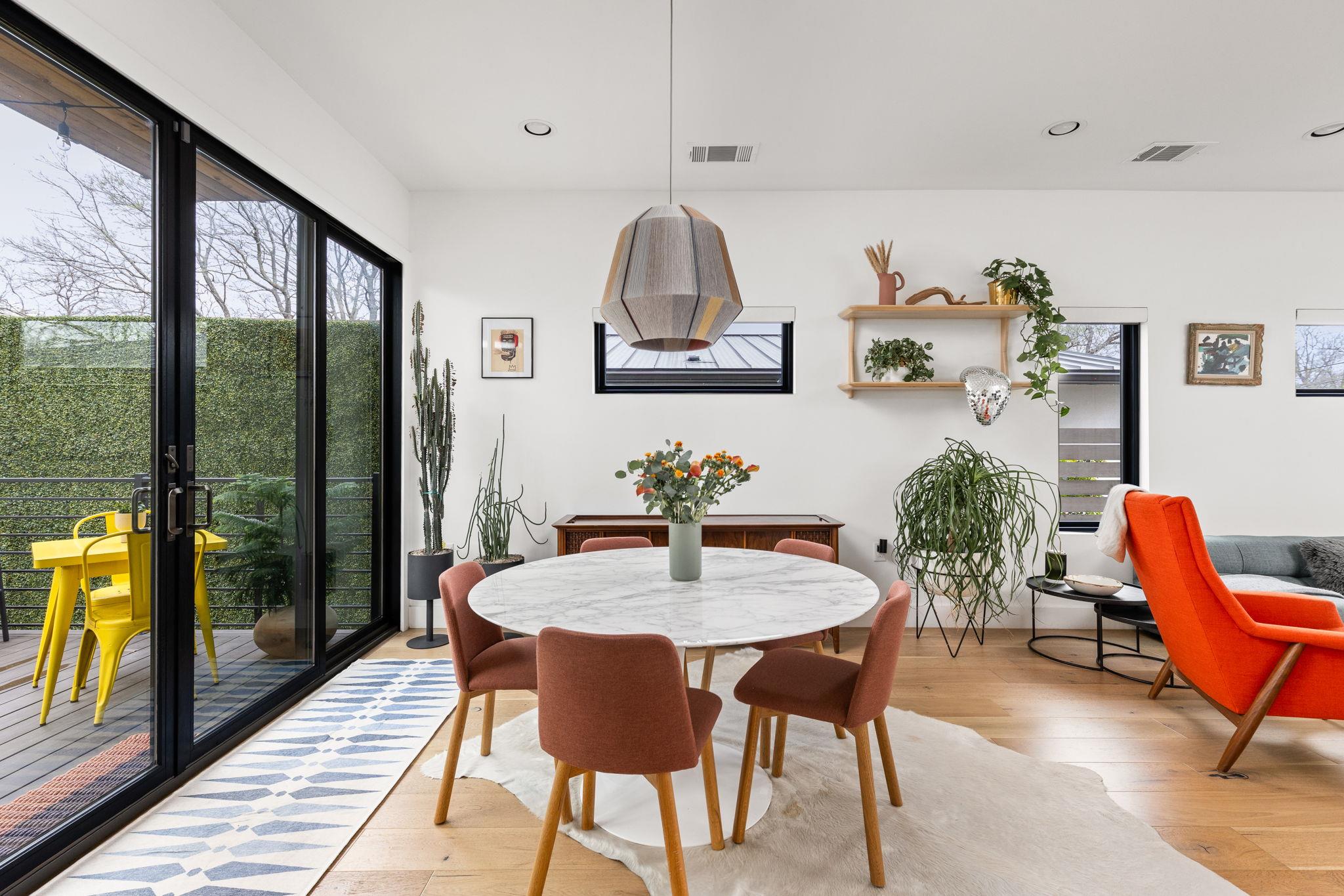 1502 Waller St, Austin, TX 78702