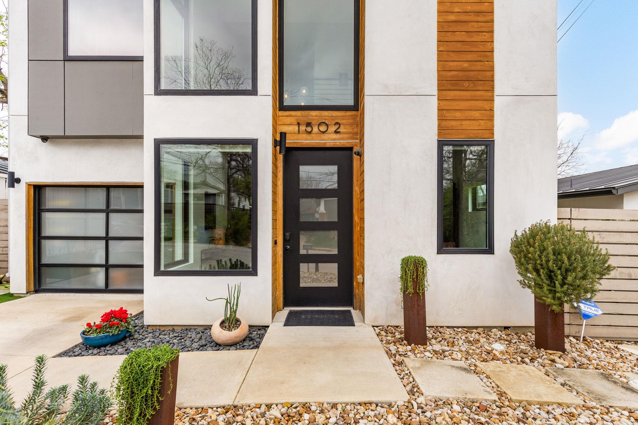 1502 Waller St, Austin, TX 78702