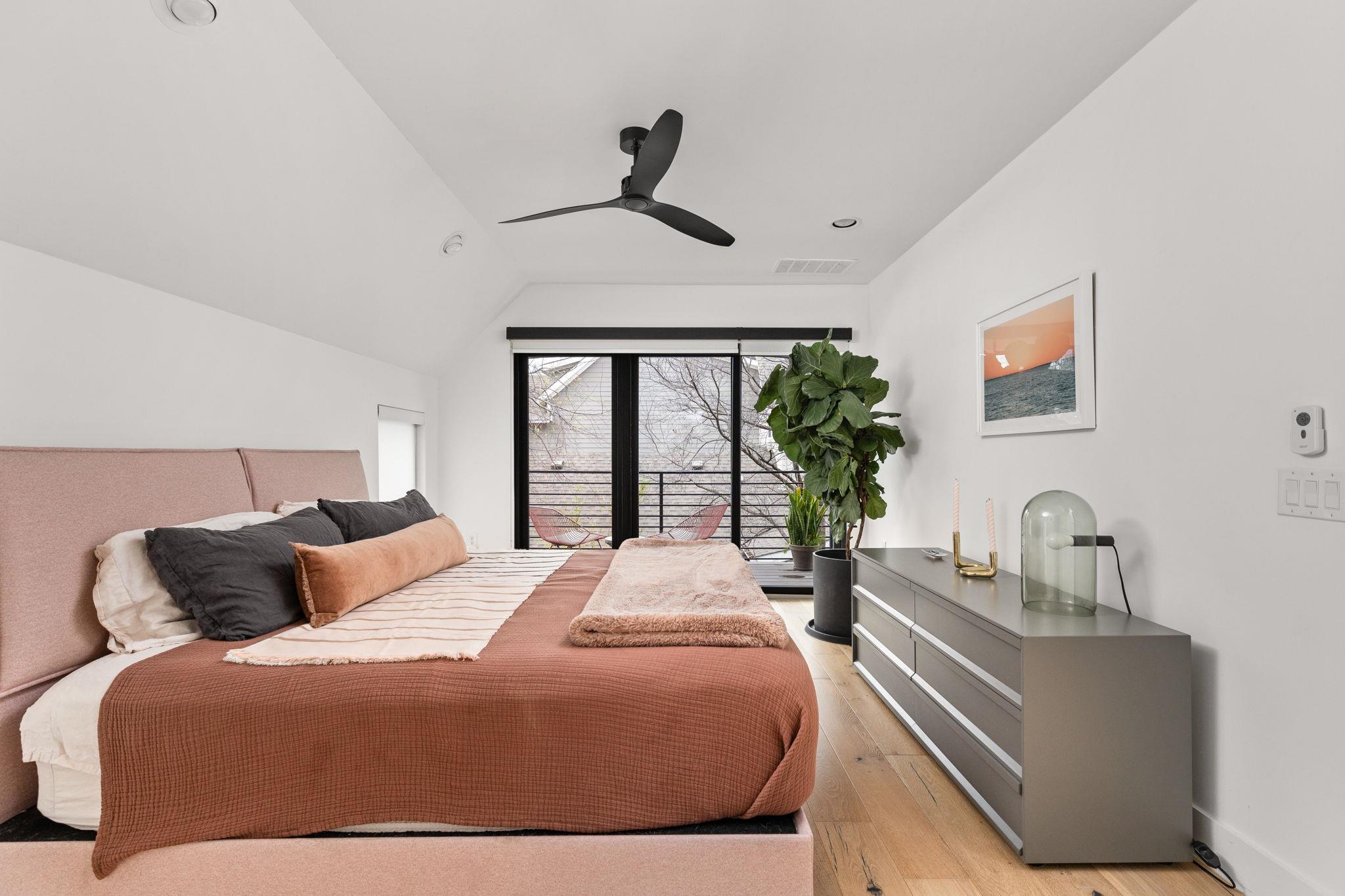 1502 Waller St, Austin, TX 78702