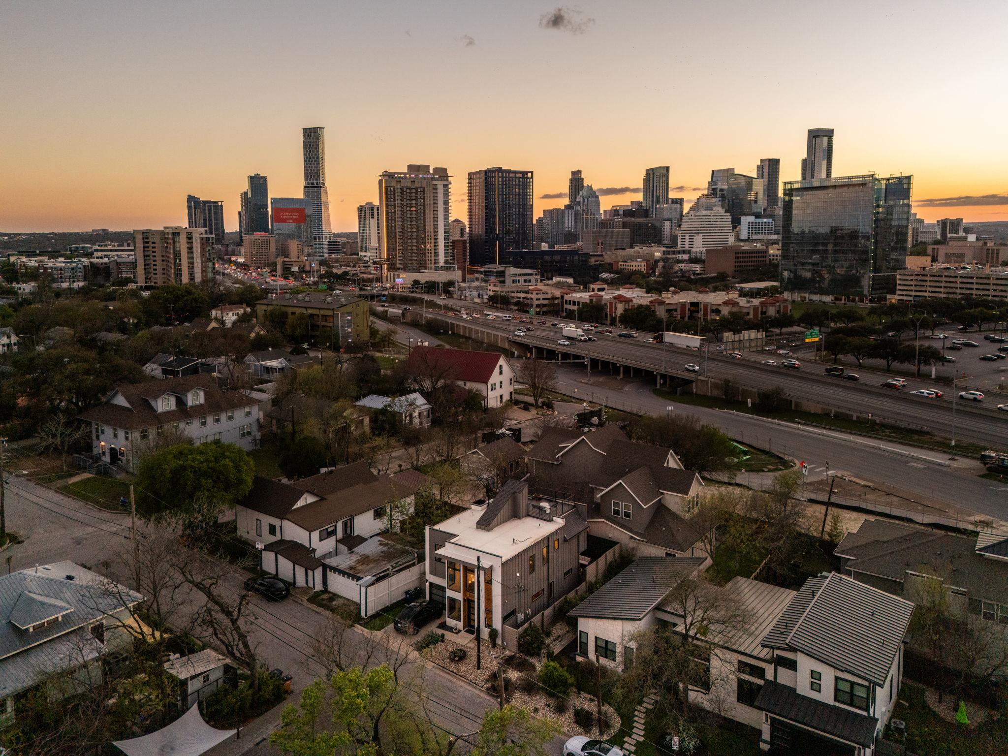 1502 Waller St, Austin, TX 78702