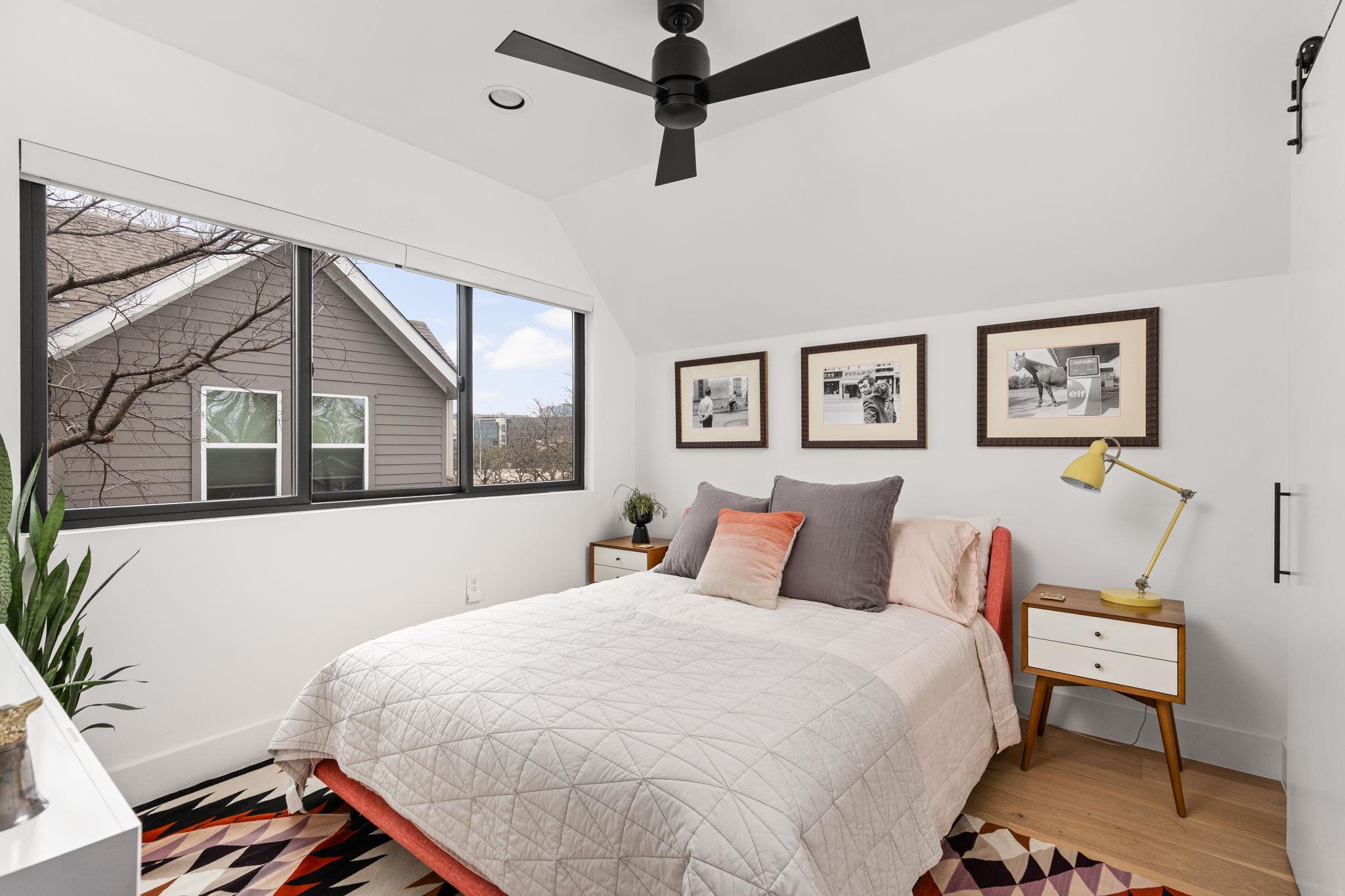 1502 Waller St, Austin, TX 78702