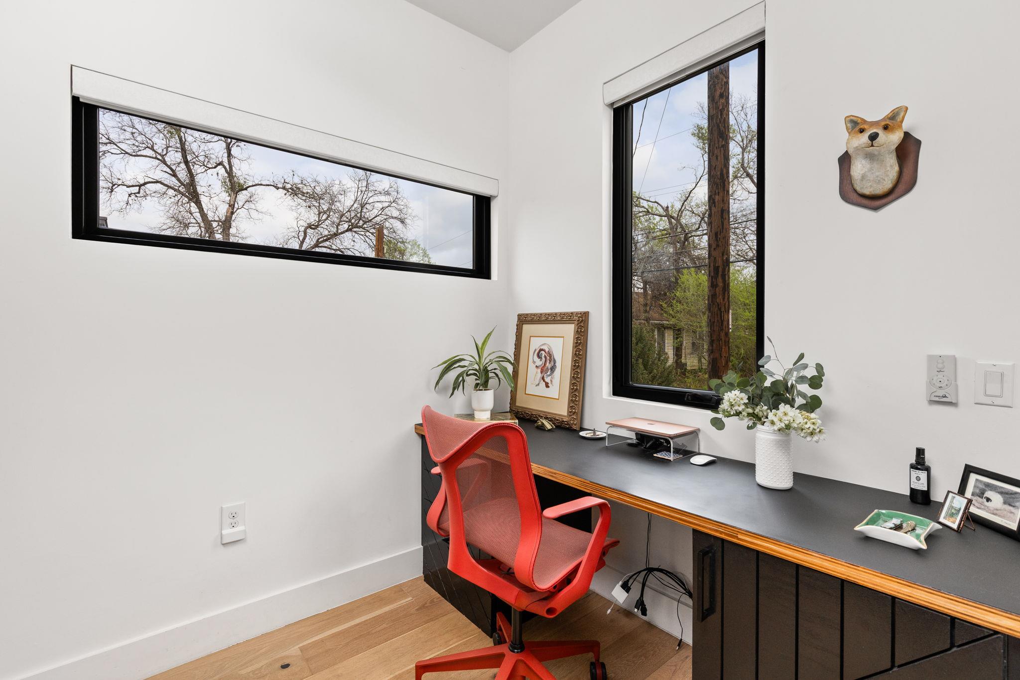 1502 Waller St, Austin, TX 78702