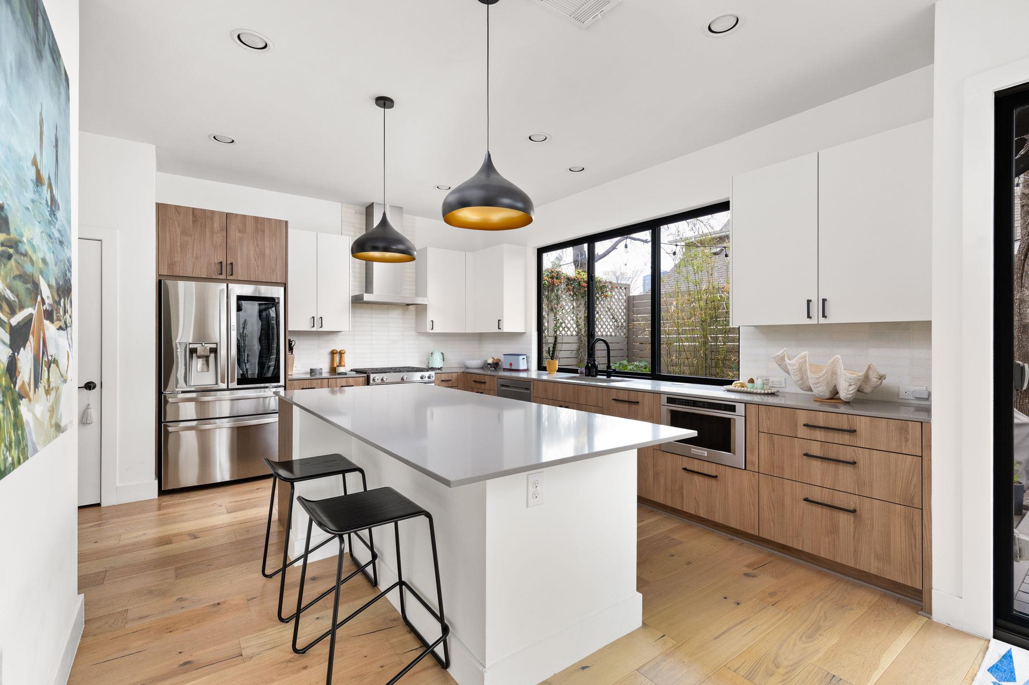 1502 Waller St, Austin, TX 78702