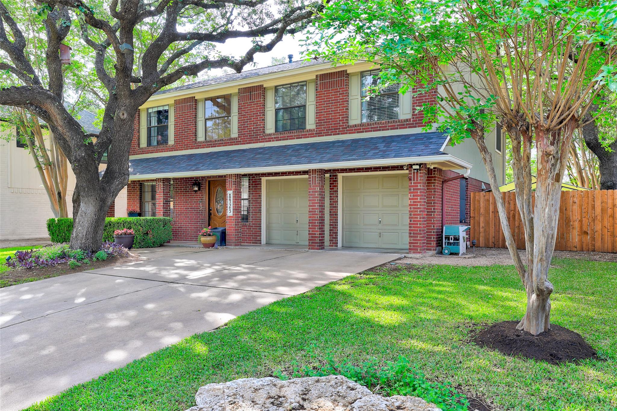 8423 Priest River Dr, Round Rock, TX 78681