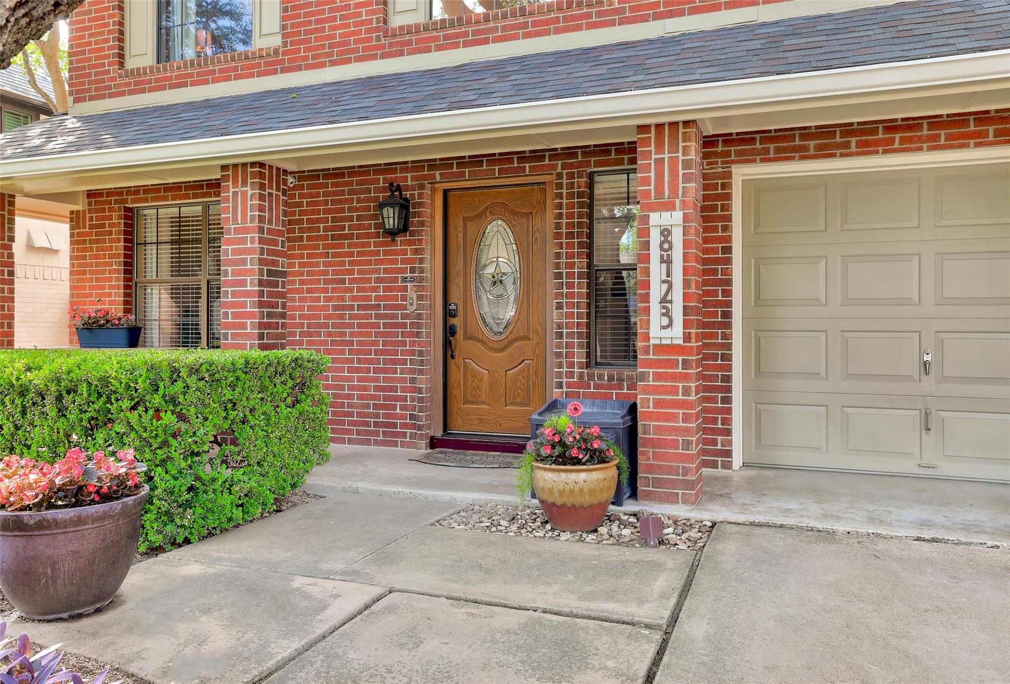 8423 Priest River Dr, Round Rock, TX 78681