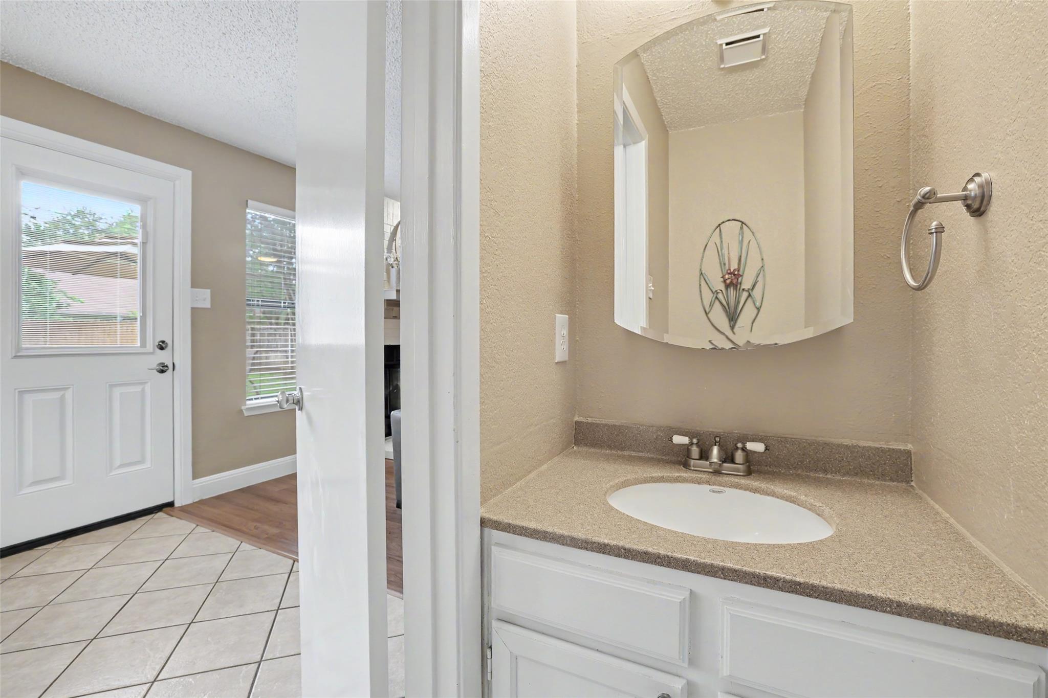 8423 Priest River Dr, Round Rock, TX 78681