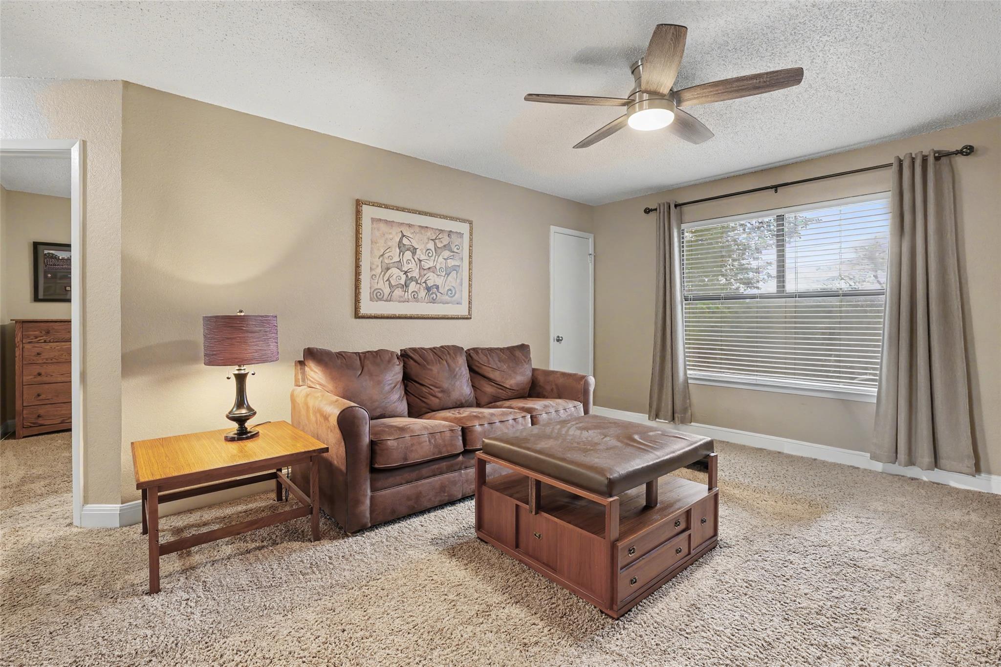 8423 Priest River Dr, Round Rock, TX 78681