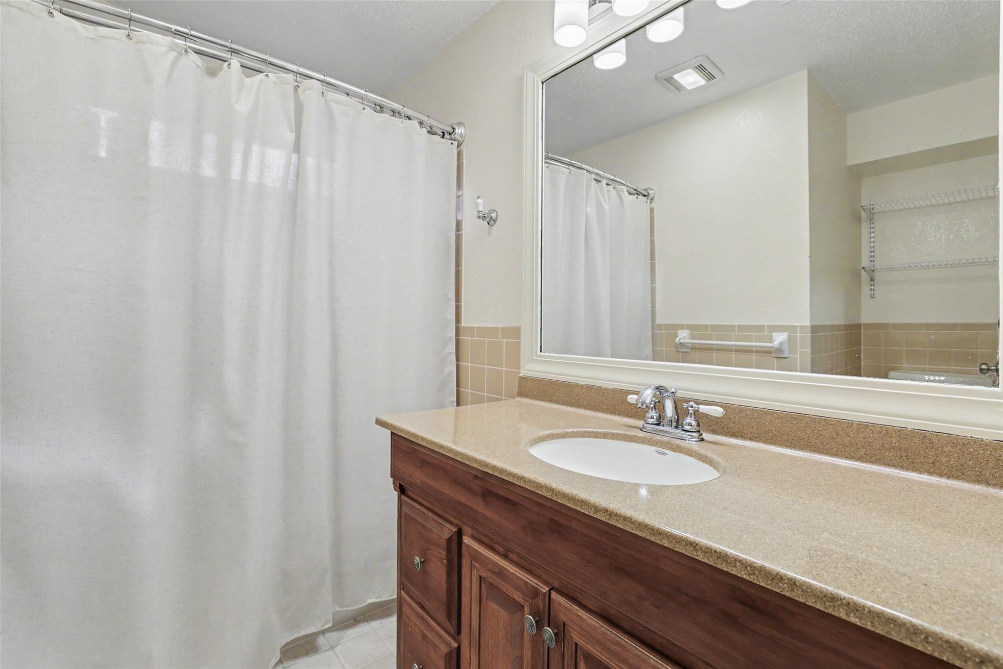 8423 Priest River Dr, Round Rock, TX 78681