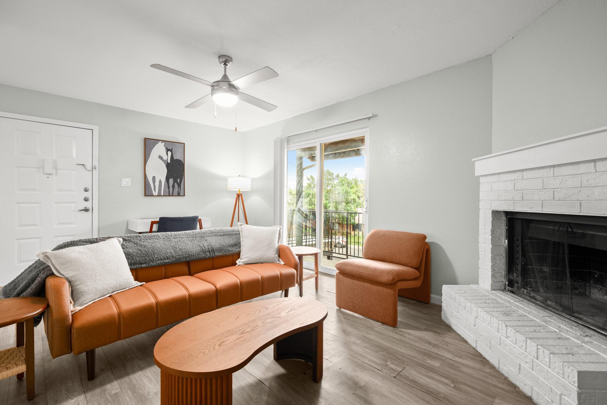 6812 S Congress Ave # 209, Austin, TX 78745