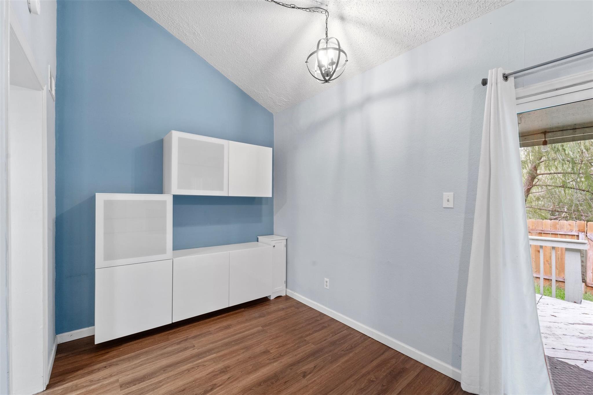 500 HESTERS CROSSING Rd # 209, Round Rock, TX 78681