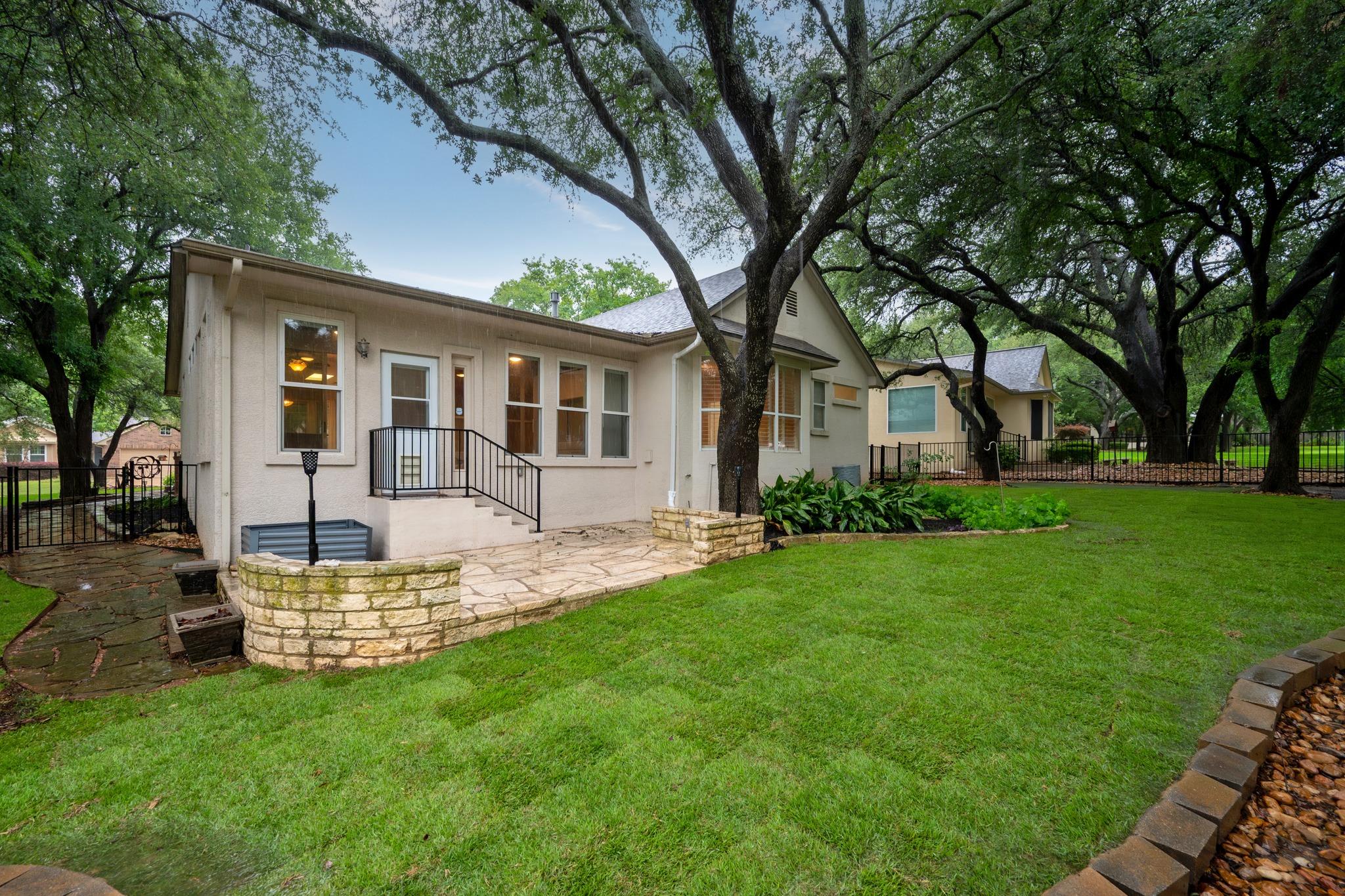 106 Elderberry St, Georgetown, TX 78633