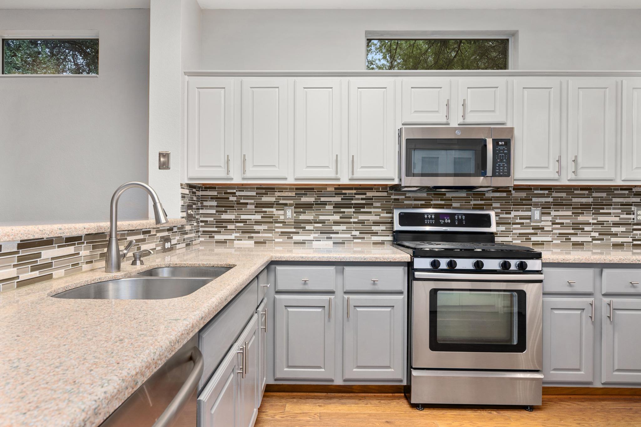 106 Elderberry St, Georgetown, TX 78633