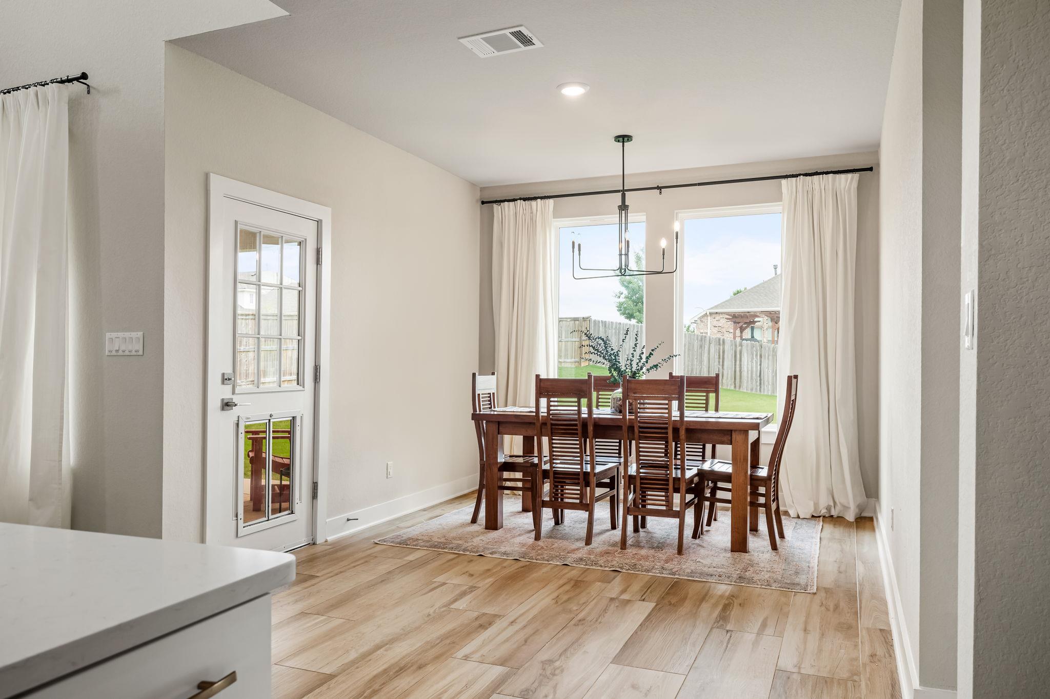 2216 Prairie Oaks Dr, Georgetown, TX 78628