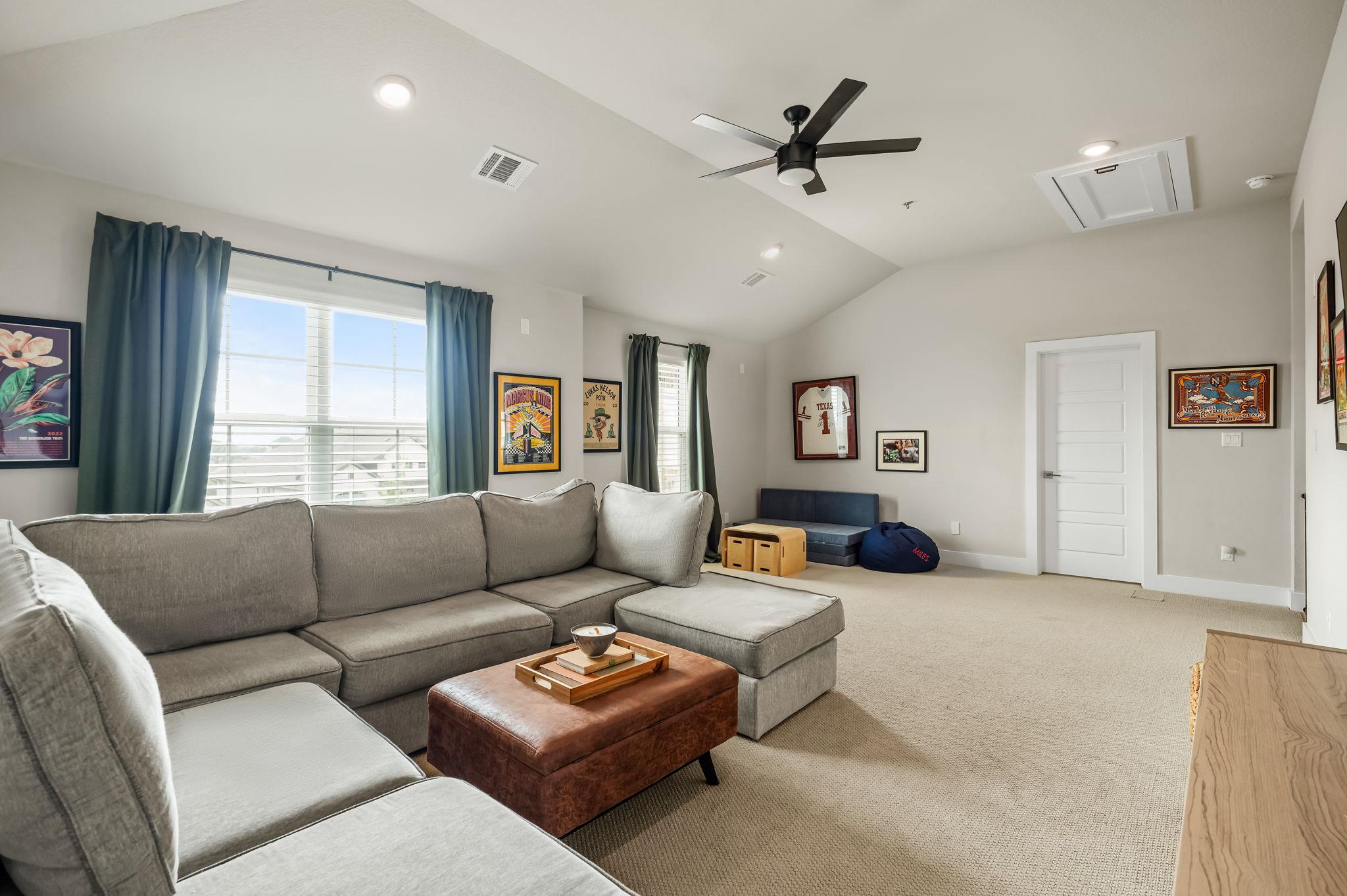 2216 Prairie Oaks Dr, Georgetown, TX 78628