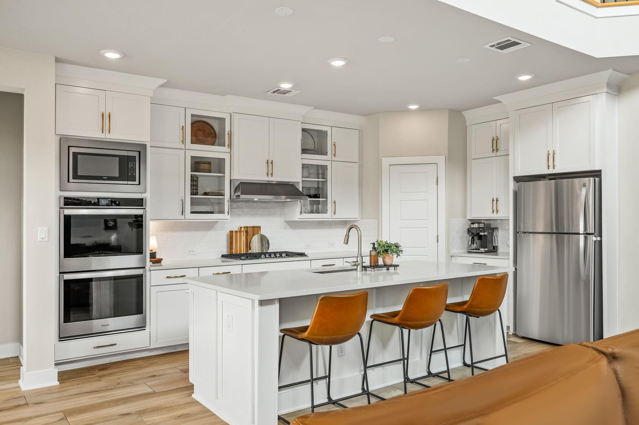 2216 Prairie Oaks Dr, Georgetown, TX 78628