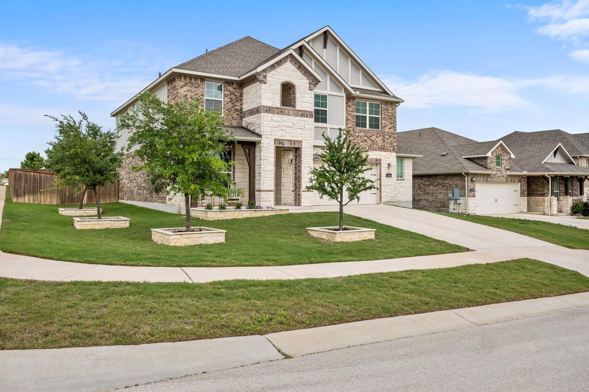2216 Prairie Oaks Dr, Georgetown, TX 78628