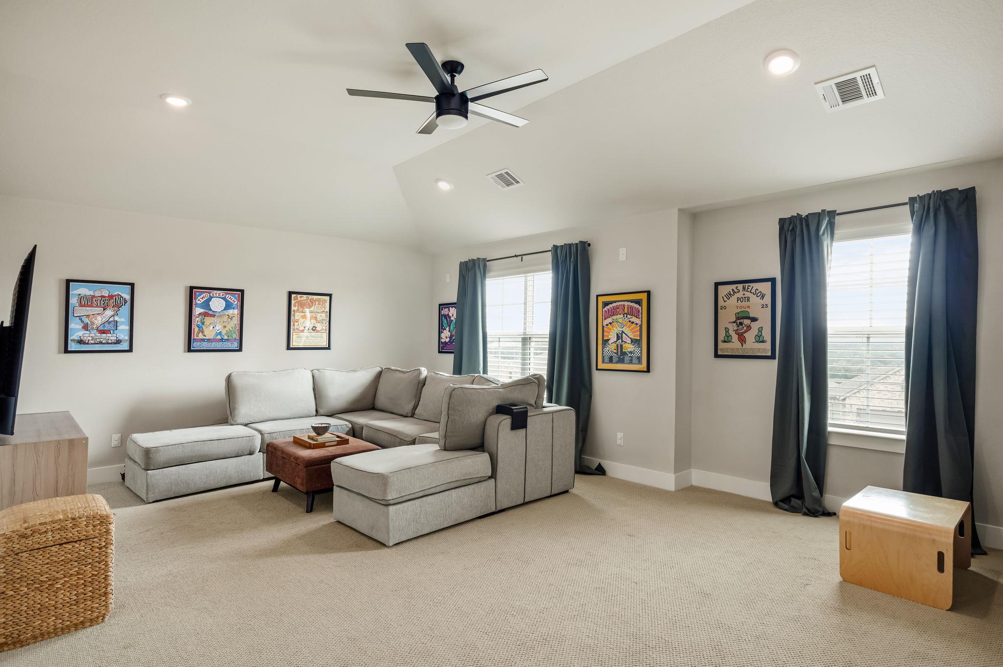 2216 Prairie Oaks Dr, Georgetown, TX 78628