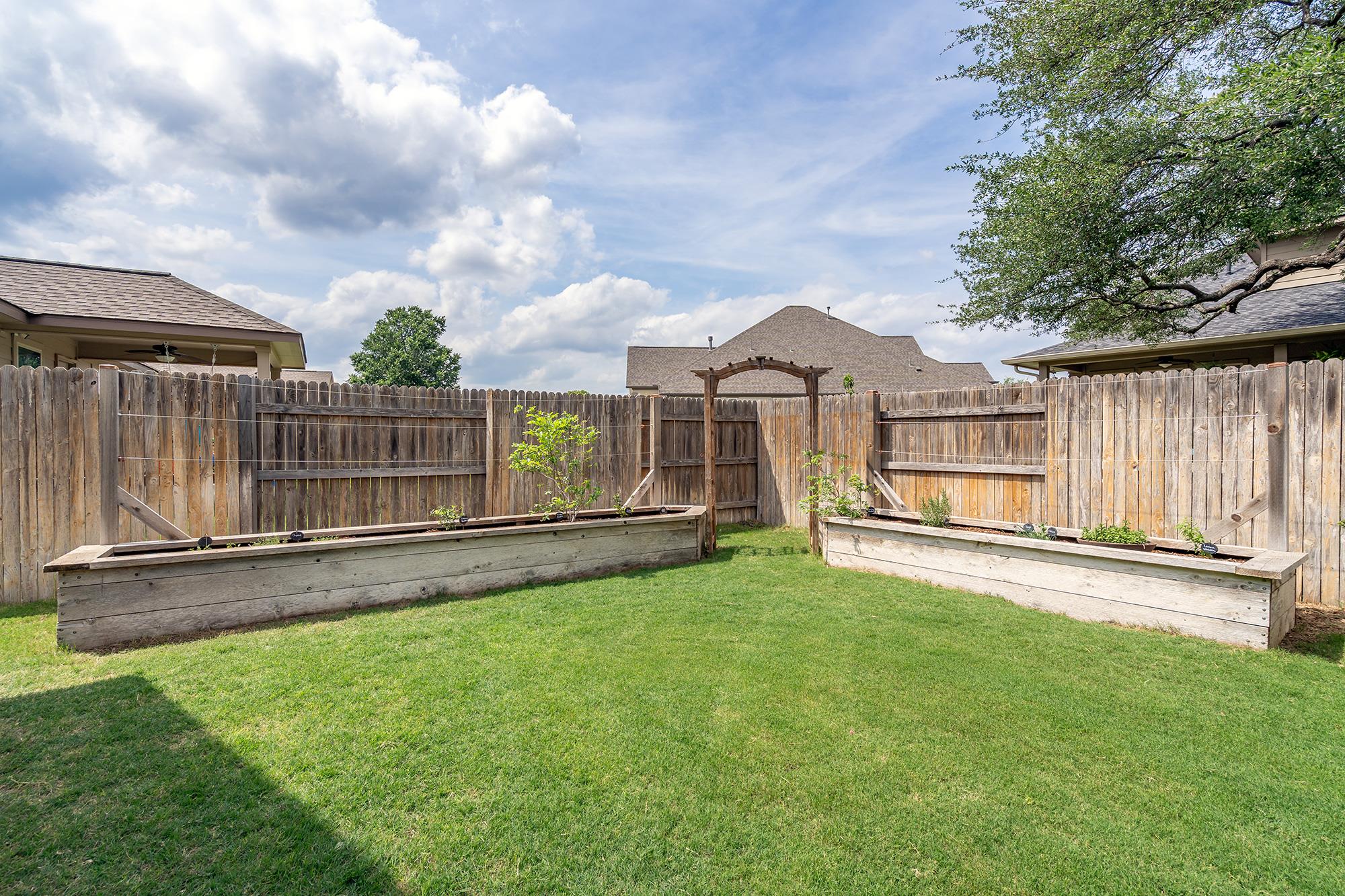 1232 Naranjo Dr, Georgetown, TX 78628